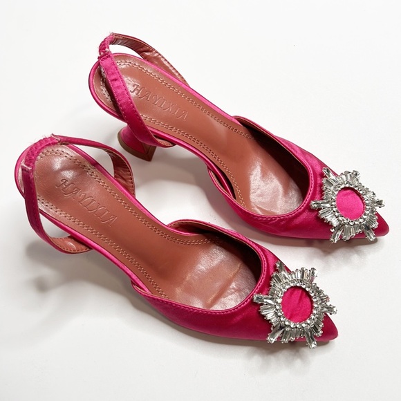 Hayixia Pointed High Heels - Picture 8 of 16